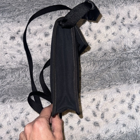 Men’s or Women’s Palm Angel Black Crossbody bag! Brand New and never worn! 🤑🤑 - Picture 5 of 11